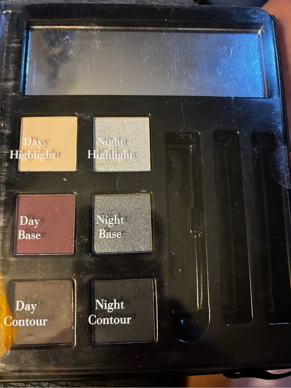 Smoky Look Eyeshadow Palette